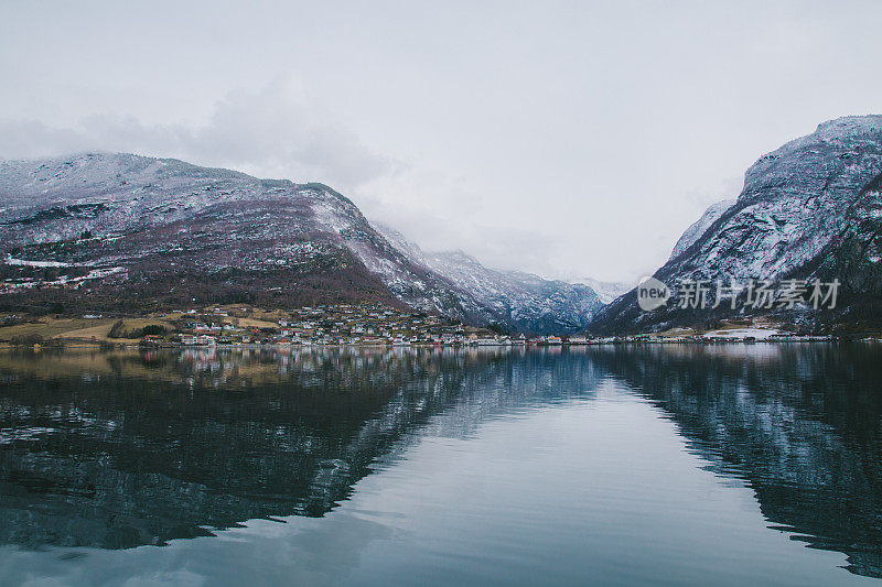 挪威冬季的n øyfjord